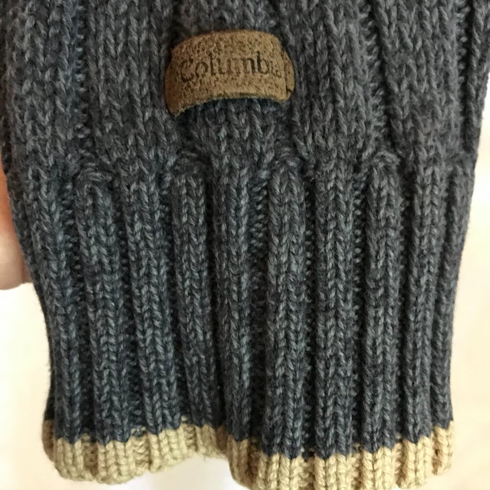 Columbia Men's Heavy Duty Knit V neck Sweater Fall Gray cable knit Size Medium - Picture 3 of 16